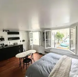 Studio Au Coeur De St-germain-des-pres Apartment
